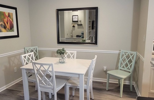 Pine Forest Apartment | Studio 409 ~ Ground Floor Access, High-Speed Internet