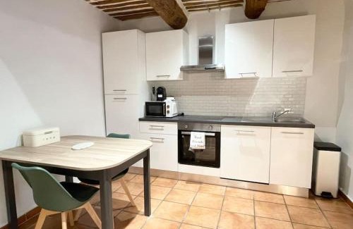 Cornillon-Confoux Apartment | Studio 40m2 au cœur du village