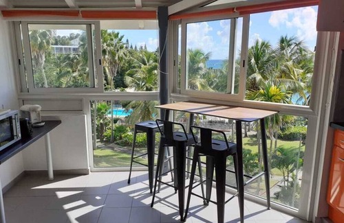 Pointe de la verdure Apartment | Studio 41m² sea view, beach access, ideally located