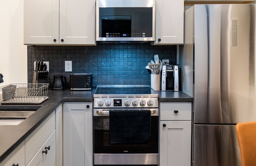 Center City East Apartment | Studio 45 is a Studio Apartment in the Historic Old City section of Philadelphia