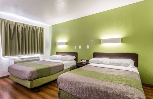 Longview Hotel | Studio 6 Longview, TX