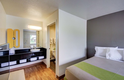 Midwest City Hotel | Studio 6 Midwest City, OK - Oklahoma City