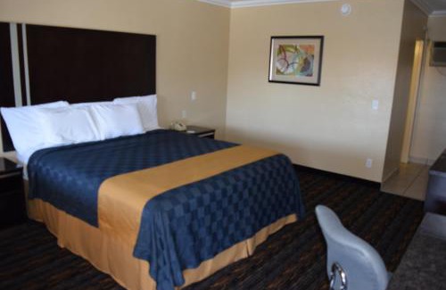Carousel Hotel | Studio 6 Suites San Bernardino, CA