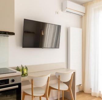 Otopeni Apartment | Studio 8 I One Bedroom Apartment I Airport I Therme