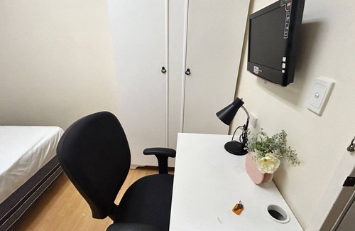 Adelaide Central Business District Cabin | Studio A - Wright Lodge