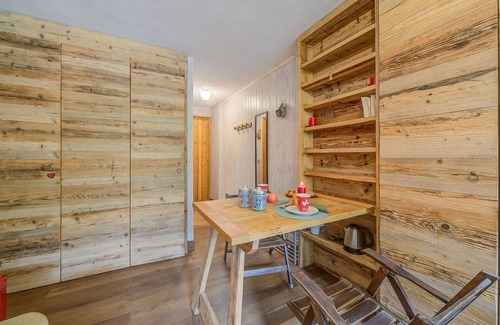 Sauze d'Oulx Apartment | Studio Abete Rosso 500m From Ski, Sauze d'Oulx, Italy