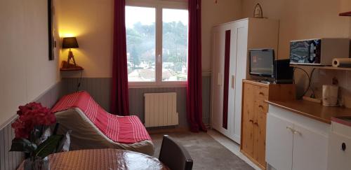 Lamalou-les-Bains Apartment | Studio Albizia Lamalou les Bains