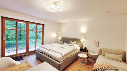 Neuhaus Apartment | Studio am Dürnbach - Modern, ruhig & zentral am Schliersee mit Parkplatz
