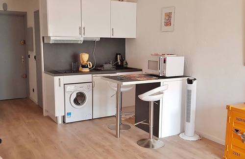 Golfe Juan Condo | Studio any comfort 2 people in residence of standing