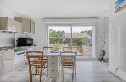 Lege-Cap-Ferret Apartment | Studio Apartment 'Judicaelle' with Private Terrace, Shared Garden and Wi-Fi