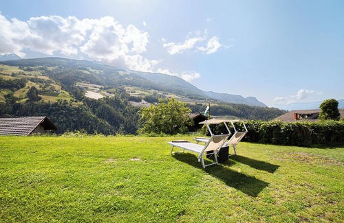Rifiano Apartment | Studio Apartment 'Alivo Living Apartment Olivia' with Mountain View, Shared Terrace and Wi-Fi