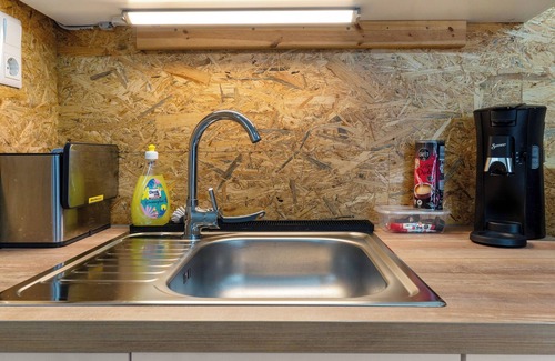 Wellingdorf Apartment | Studio Apartment 'Am Seefischmarkt' with Wi-Fi
