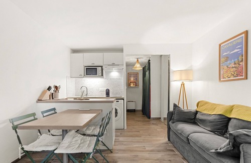 Cavaliere Apartment | Studio Apartment 'Appartement Le Lavandou - Cavalière' with Private Terrace and Air Conditioning