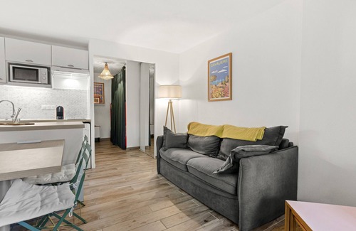 Cavaliere Apartment | Studio Apartment 'Appartement Le Lavandou - Cavalière' with Private Terrace and Air Conditioning