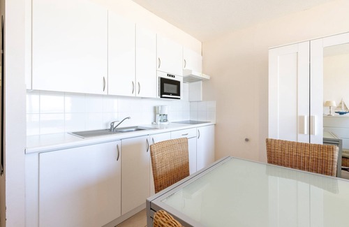 Blankenberge Apartment | Studio Apartment with Sea Views in Gadeynehelling