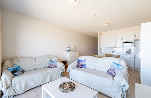 Blankenberge Apartment | Studio Apartment with Sea Views in Gadeynehelling