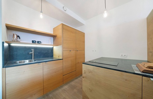 Schenna Apartment | Studio Apartment 'Dahoam - Relaxsuite' with Mountain View, Shared Pool