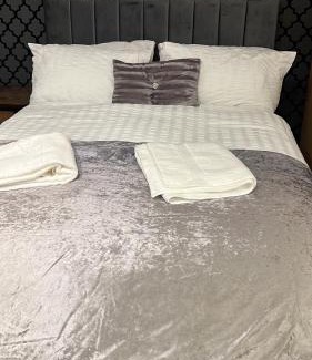 Cheetham Hill Apartment | Studio Apartment