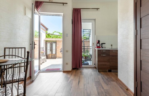 mtatsminda Apartment | Studio Apartment on top of old Tbilisi with a 180 degree View of the city