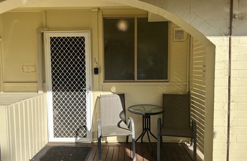 Fyshwick Apartment | Studio Apartment in Griffith - Studio 35