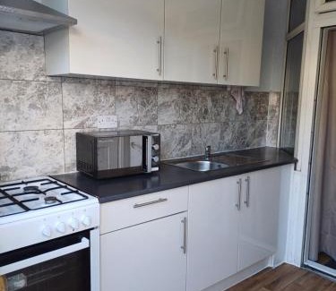 Edmonton House | Studio Apartment in London