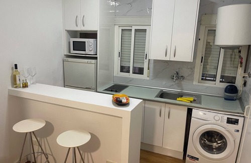 Ciudad Lineal Apartment | Studio apartment in Ventas area