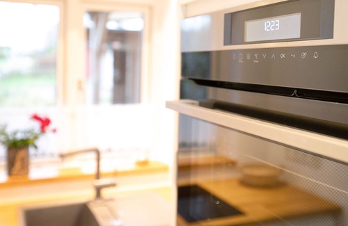 Hellert Apartment | Studio Apartment 'Lüttdeel' with Private Terrace, Private Garden and Wi-Fi