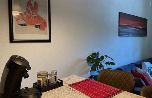Feld am See Apartment | Studio Apartment mit Balkon, am See mit Privat Badestrand. Haustierfreundlich!