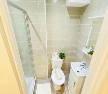 Kensal Green Apartment | Studio Apartment Near Central London