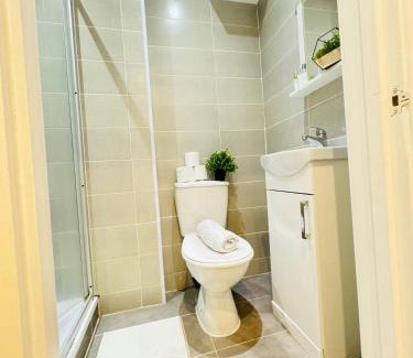 Kensal Green Apartment | Studio Apartment Near Central London