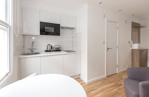 Brompton & Hans Town Apartment | Studio Apartment near Harrods