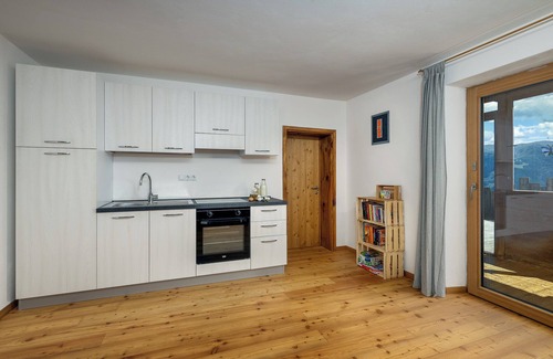 Laces Apartment | Studio Apartment "Oberköbenhof Tal" with Mountain View, Shared Terrace & Wi-Fi
