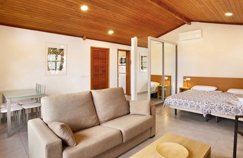 Mogan Apartment | Studio Apartment "Paraíso del Molinero Alto" with Shared Pool and Private Open Terrace