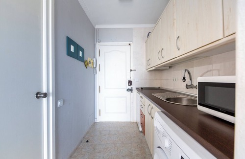 Aguadulce Apartment | Studio Apartment 'Paraiso, Vistas Al Mas Piscina' with Sea View, Shared Pool and Wi-Fi