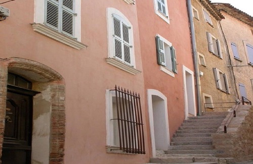 Draguignan Apartment | Studio Apartment (Sleeps 2)