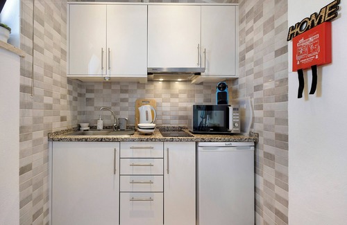 Torralta Apartment | Studio Apartment "The Studio - Pet friendly" with Mountain VIew, Balcony & Wi-Fi