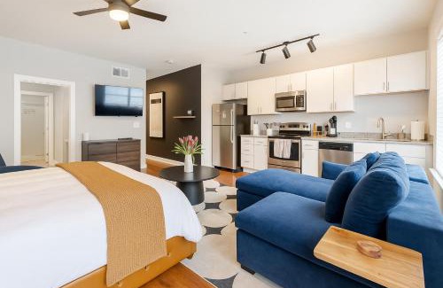 Inman Park Apartment | Studio APT King Bed, Beltline Eastside Trail - Pets Welcome!