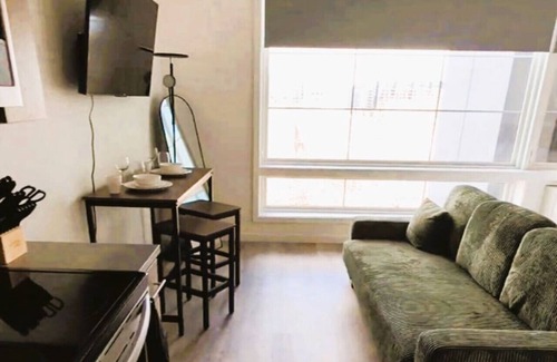 Poplar Apartment | Studio Apt with City View, Rooftop and Gym