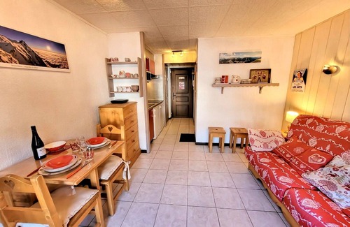 Les Gets Apartment | Studio at the slopes with Wifi, pets allowed