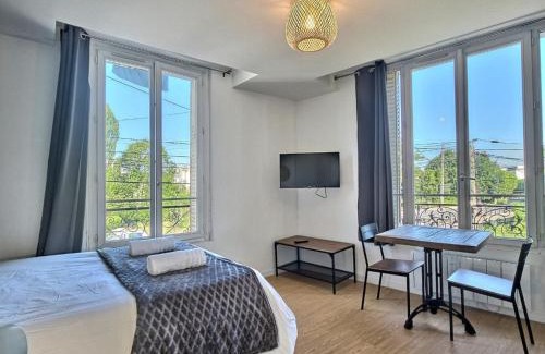 Chelles Apartment | Studio Au Bord du Canal (4B) *Paris*Disney*