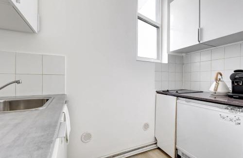 Levallois-Perret Apartment | Studio au calme a proximite de So Ouest