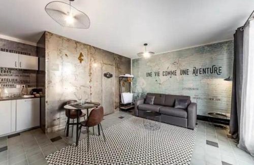 Charbonnieres-les-Bains Apartment | Studio AVENTURE - Le Méridien #Lave-vaisselle #Wifi #Ventilateur