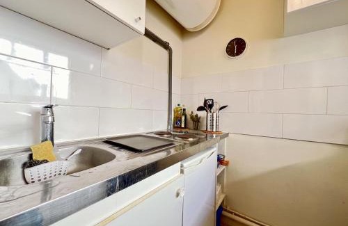 Montparnasse Apartment | Studio avec Balcon, Havre de Paix à Montparnasse