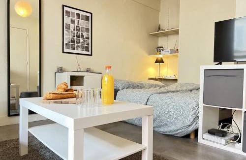 Montparnasse Apartment | Studio avec Balcon, Havre de Paix à Montparnasse