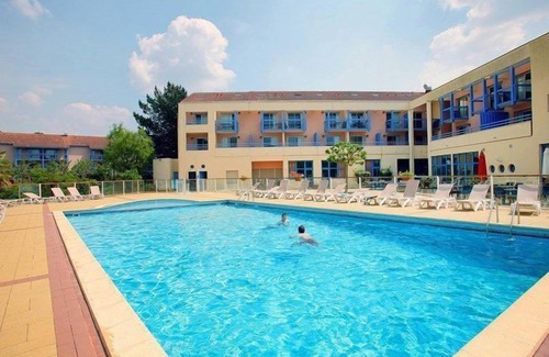 Hourtin Port Apartment | Studio Avec Balcon Privé | Accès Piscine