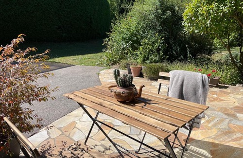 Saint-Jorioz Apartment | Studio avec foret, jardin et une cascade - Lac d'Annecy