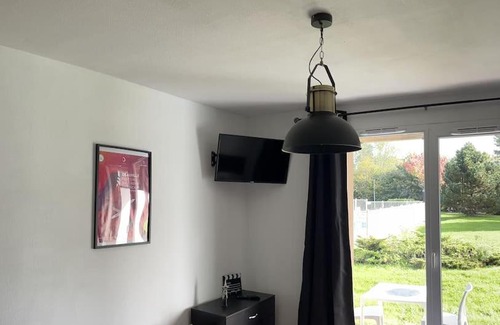 Equemauville Apartment | Studio avec piscine près d'Honfleur