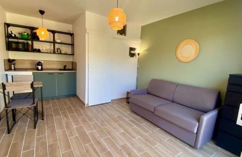 La Londe-les-Maures Apartment | studio avec terrasse