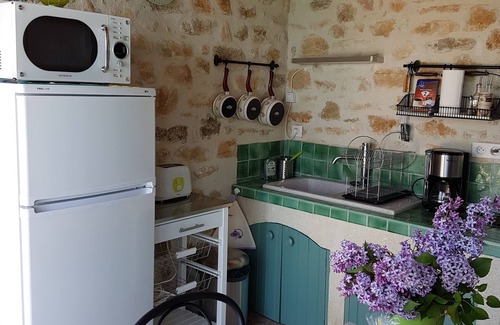 Viens House | Studio Avec Terrasse Les Oliviers