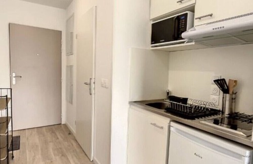 Saint-Jean-d'Illac Apartment | Studio, balcony and parking between Bordeaux and Bassin d'Arcachon